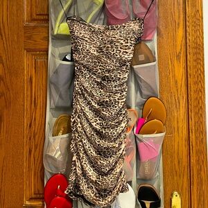 GARAGE bodycon cheetah print dress

XXS size